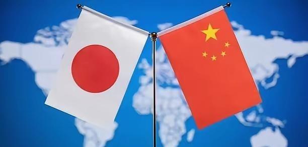 中国现在之所以不和日本打，不是因为中国自己太软弱，也不是为了和平想放过日本，更不