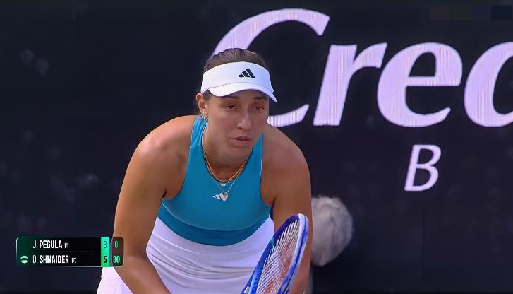 佩古拉：我习惯打3盘！！
…
第一场：4-6丢第一盘、6-4、7-5收回🔥
第