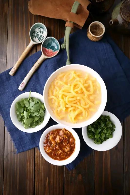 夺命“酸汤子”！10月12日晚，黑龙江齐齐哈尔市龙江县周先生的姐夫张先生和亲戚刘