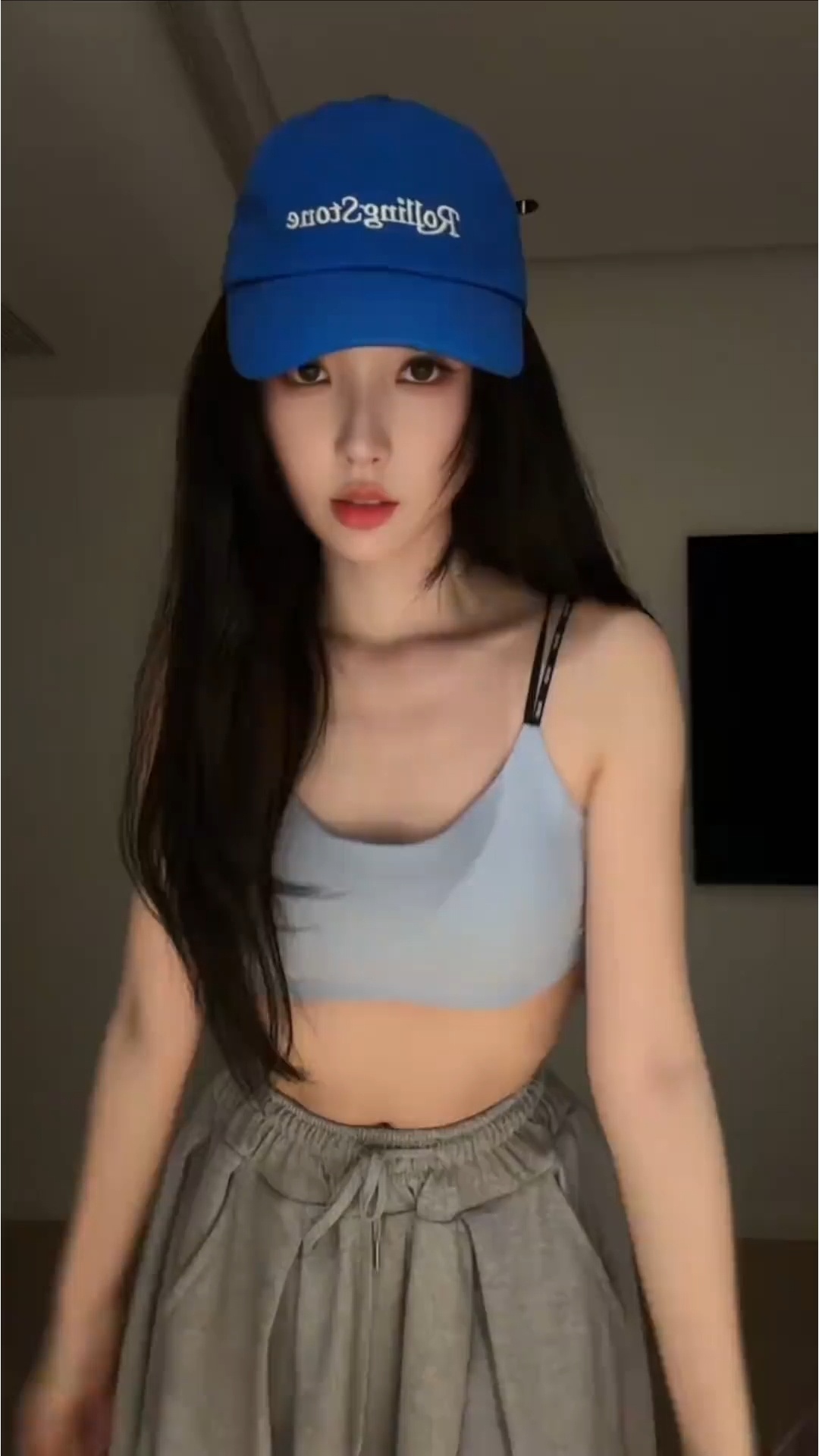 好辣简直是妈妈级别的虞书欣随手一cha都是妈妈级别的