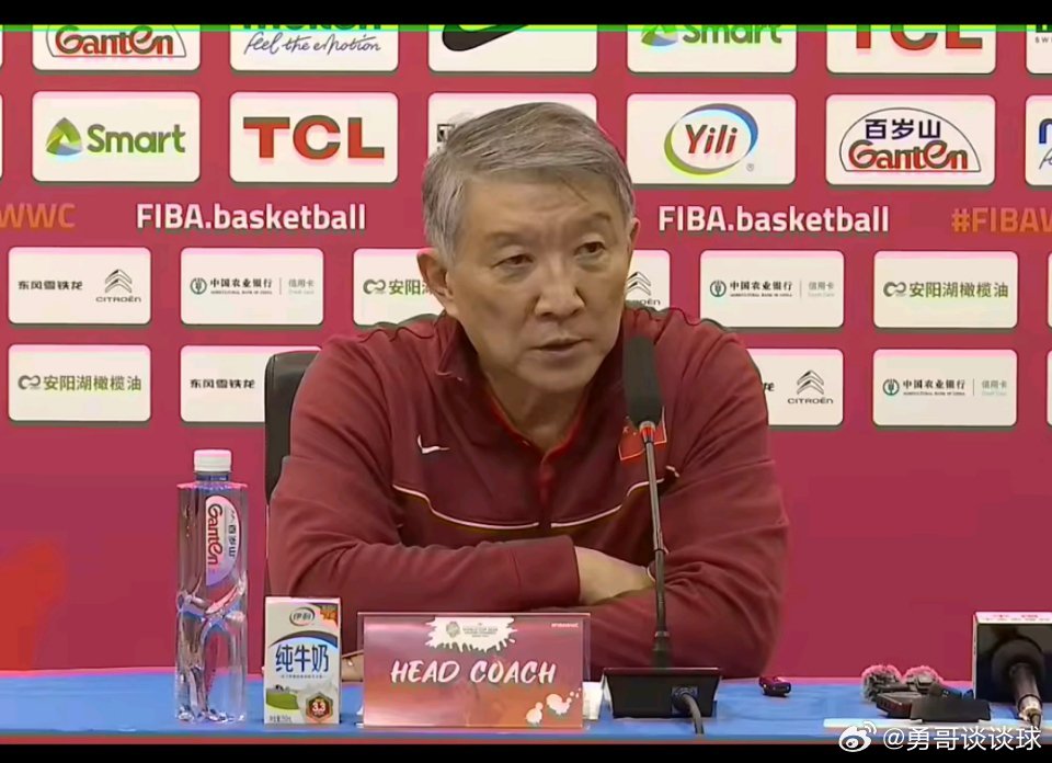 中国女篮战胜捷克女篮3月15日讯 女篮世界杯预选赛A组第4轮，中国女篮84-74