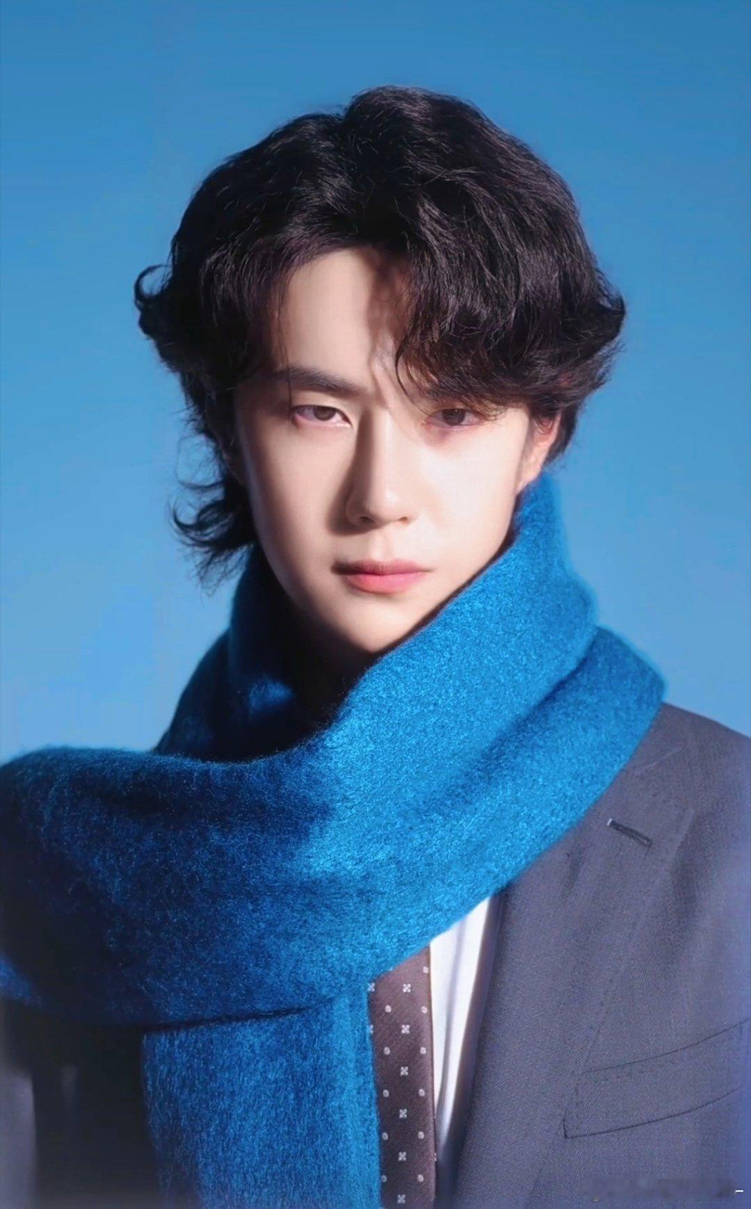 卧槽谁懂 这张图好适合 “在小城的冬天来临之前”啊啊啊啊啊啊[干饭人][干饭人]