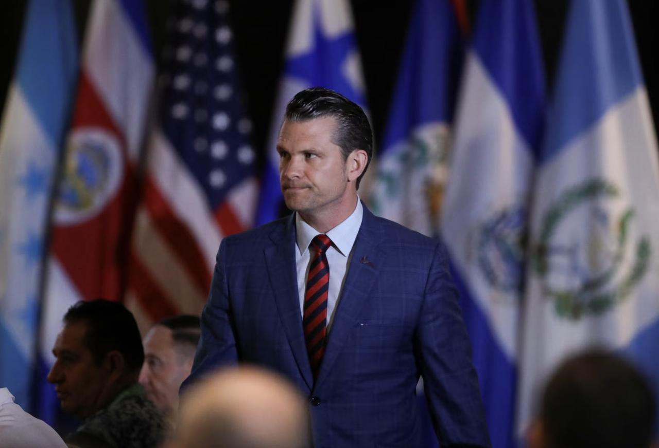 美国现在有高度军事政变的风险，如果形势极为不利，不排除特朗普要“狗急跳墙”了。