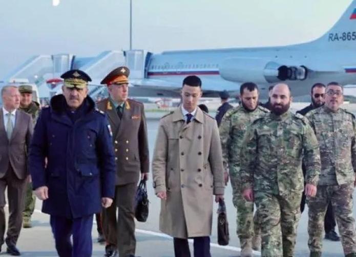 没有永远的敌人，只有永远的利益！
自从朱拉尼访问俄罗斯以后，俄罗斯的各种运输机又