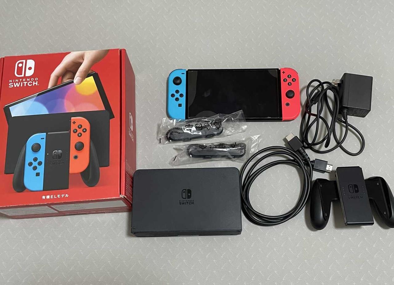 开➗一位swicholed员工
switch oled 日版红蓝，24年10月买