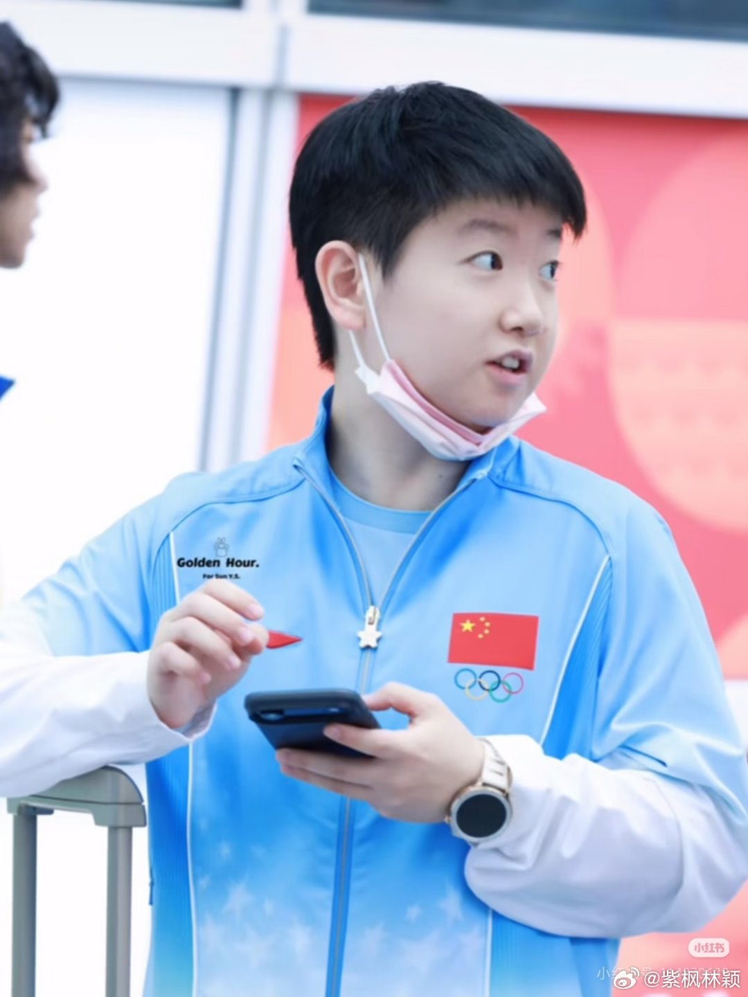 孙颖莎 周四愉快[抱一抱] ​​​