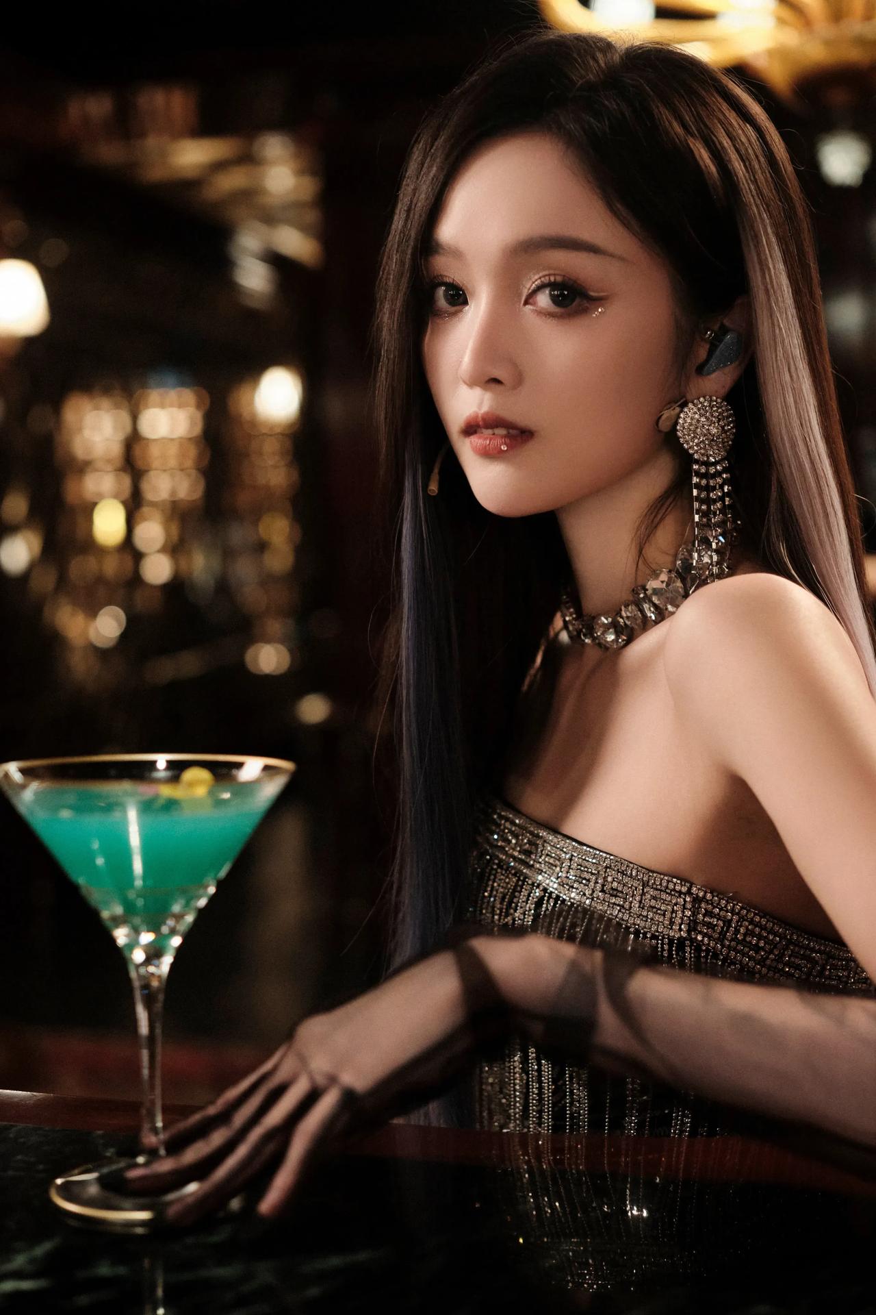 #吴宣仪# #女明星谁最美# #明星美图# #惊艳女神#
达人推荐 女主角唇泥
