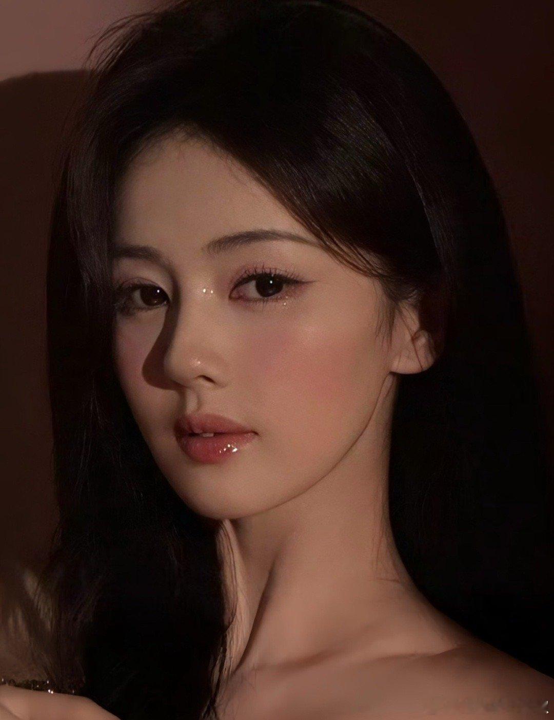 考考眼力，第一眼你能看出来是谁？ ​​​