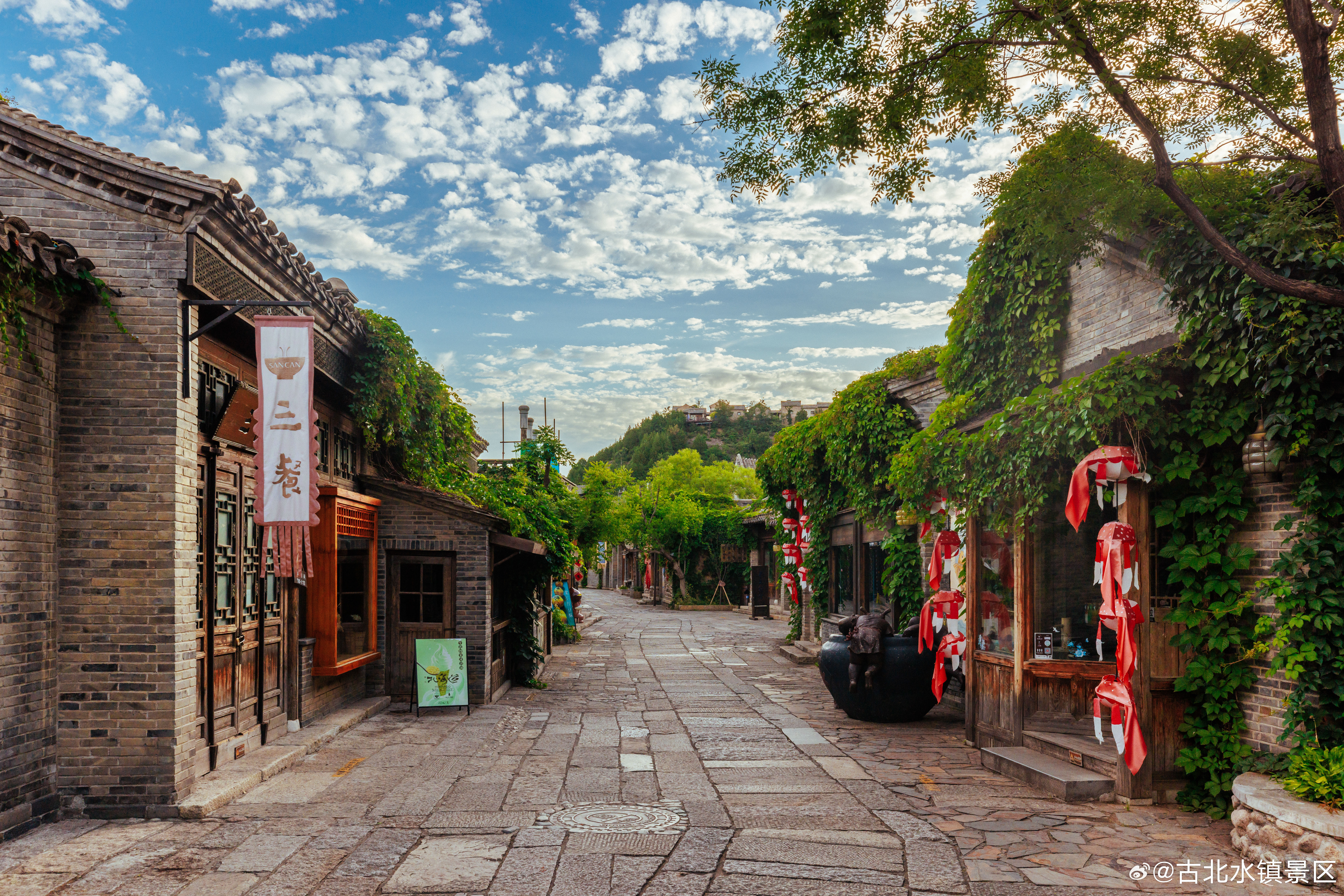 生活枯燥乏味，旅游解救人类是谁突然羡慕了#躺平式旅游# 吃吃喝喝玩玩乐乐开开心心