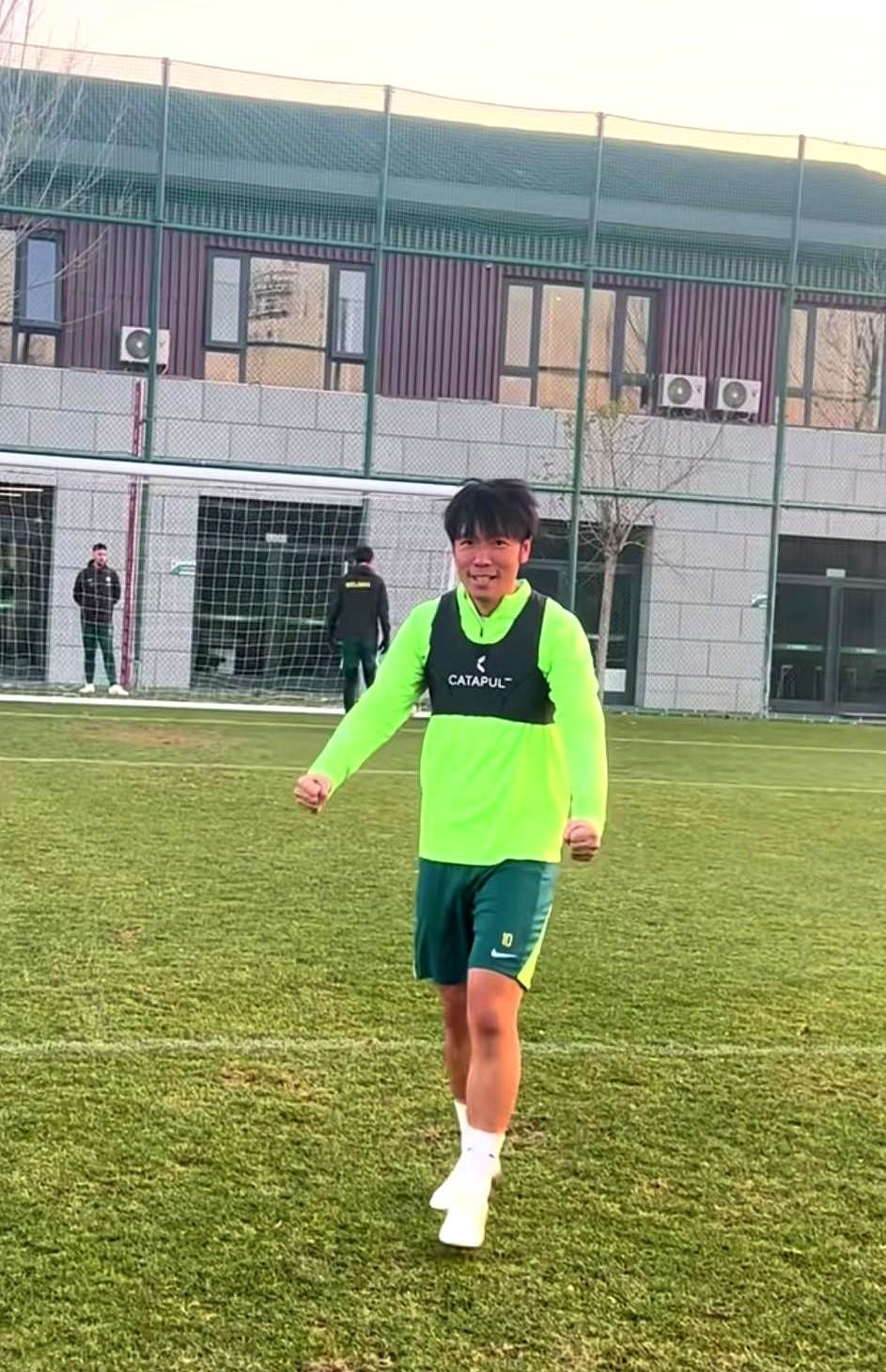 北京国安训练有了新玩法！

经过拉米罗的系统训练，队员们状态直接拉满，藏都藏不住