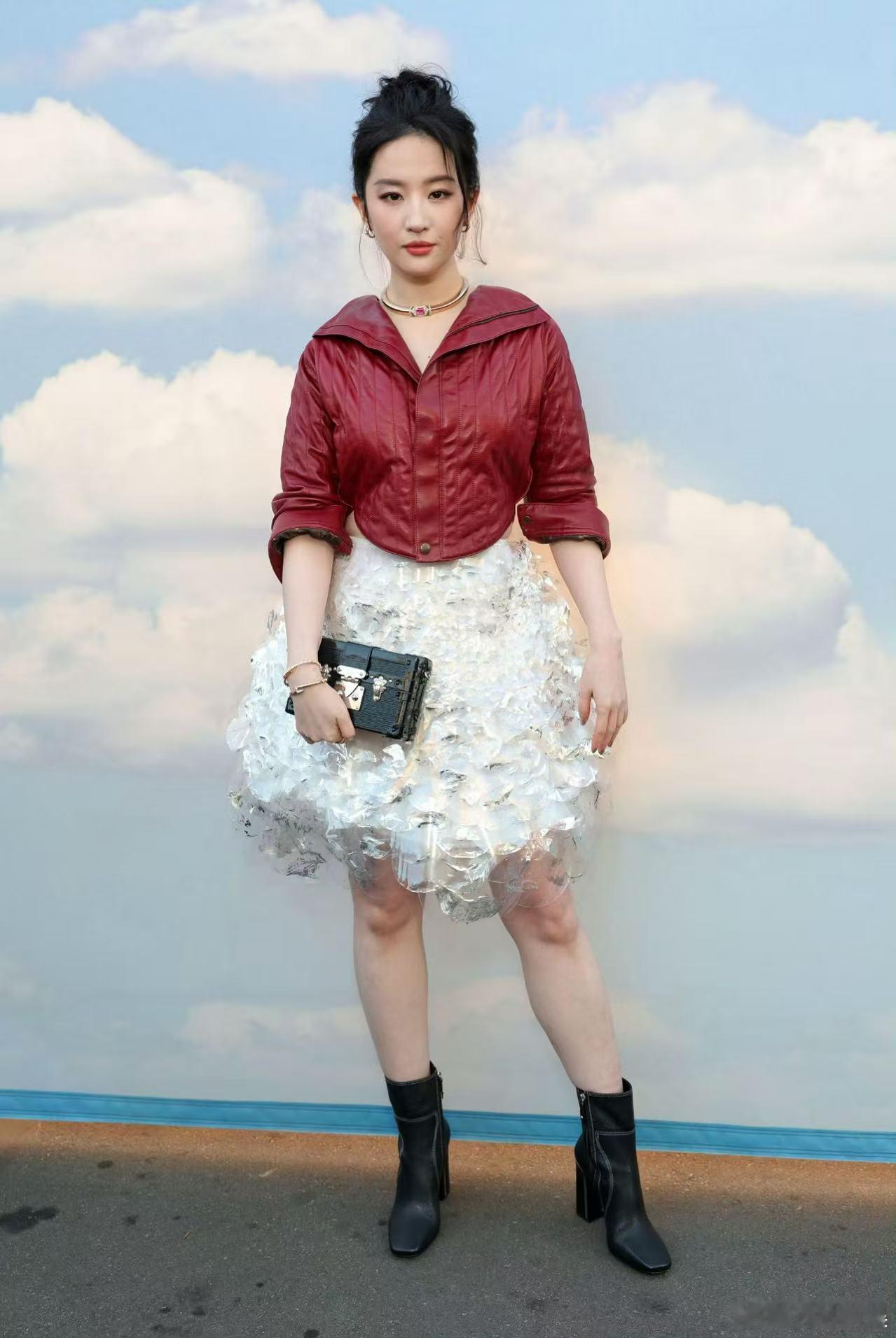 刘亦菲vogueworld生图刘亦菲vogueworld生图状态刘亦菲vogue