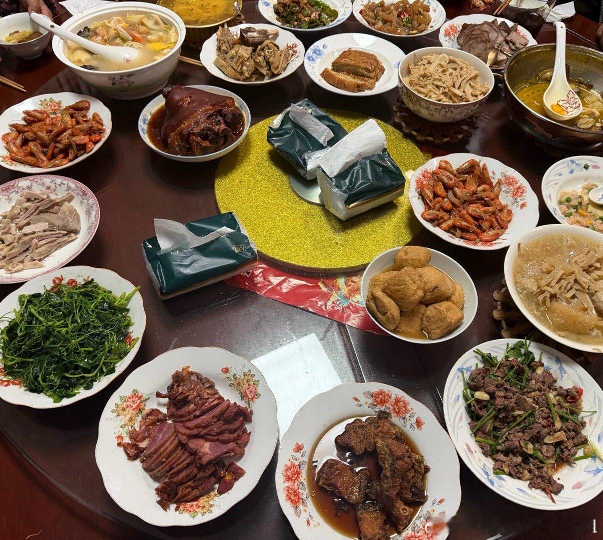 回到爷爷奶奶家吃年夜饭第二弹