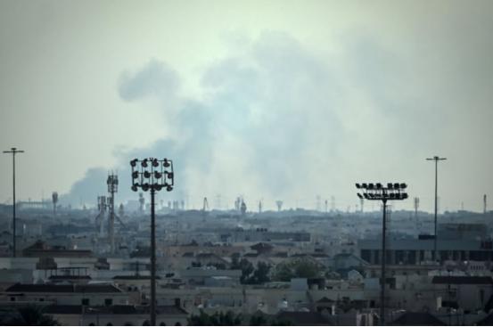 第16轮反击！伊朗摧毁三套萨德，英美油轮露头就炸，白宫承认失算
 
当地时间 3