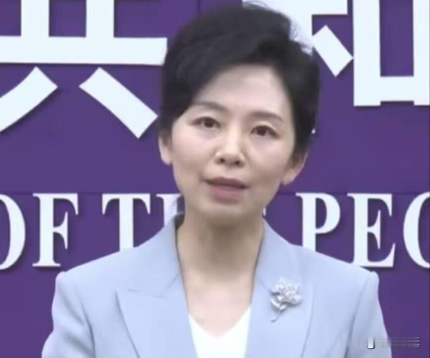 中国商务部正式宣布，4月24日，中国商务部正式宣布：为维护国家安全和利益，将七家