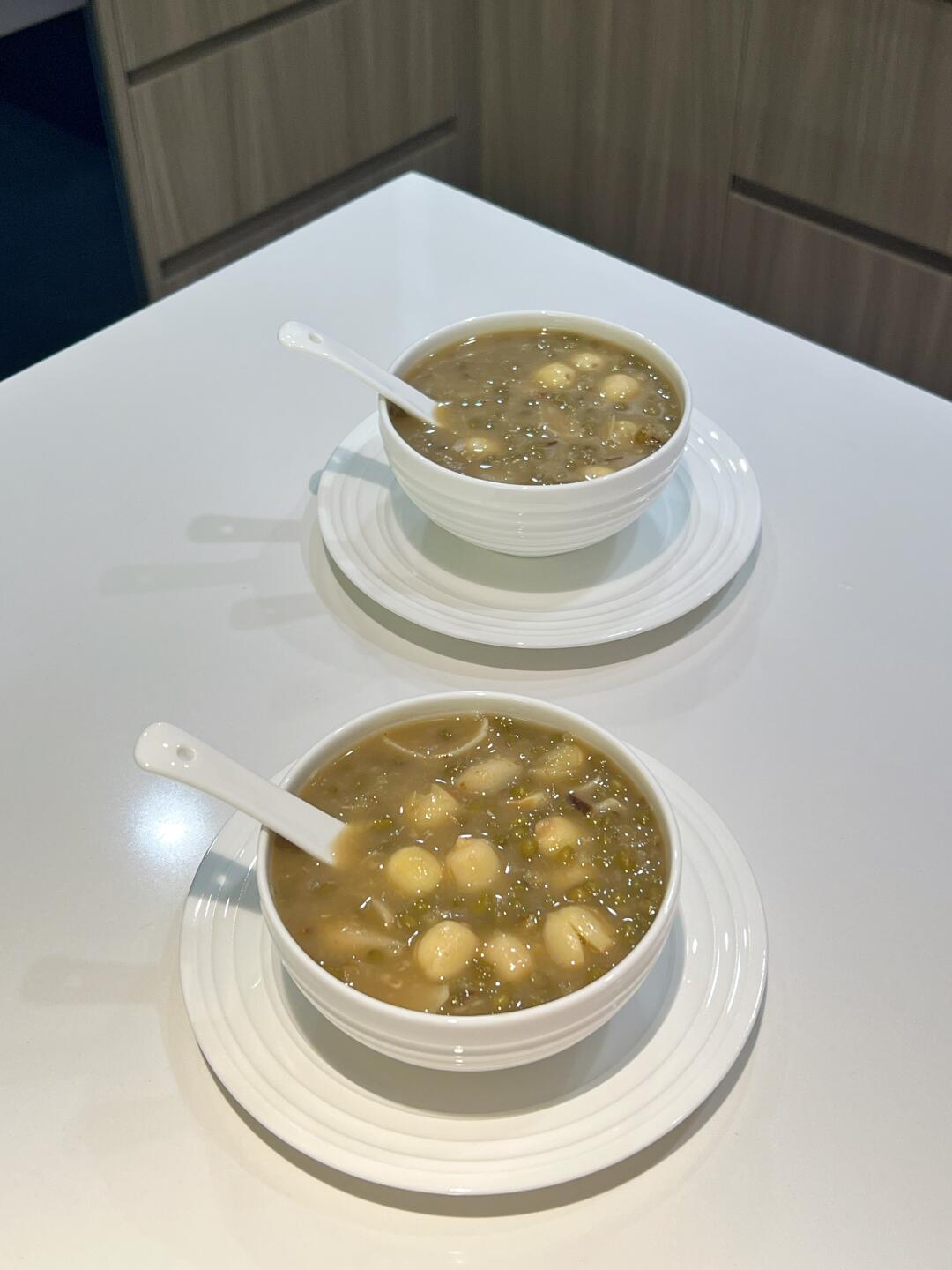 立秋后养肺润燥，这碗真的太绝了！