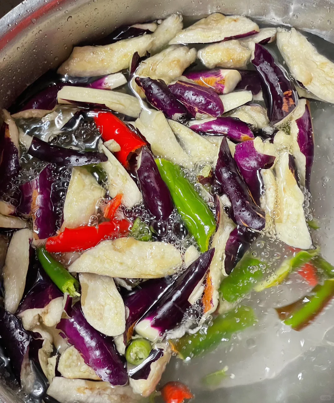 茄子好吃秘诀是用手掰！