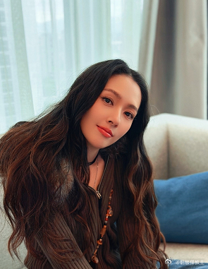 看懂向佐心软，才知郭碧婷婚后暗藏难题 看完向佐聊弟弟向佑的采访，瞬间读懂了郭碧婷