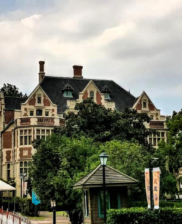 堡垒最容易从内部攻破！现在日本一些反华操作越来越猖狂，其中一个关键原因，就和那些