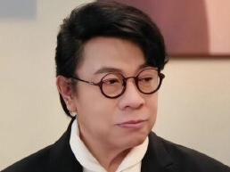 给"台独"顽固分子站台是蔡康永的选择，但选择从来都要付代价。他能在岛内亮出自己的