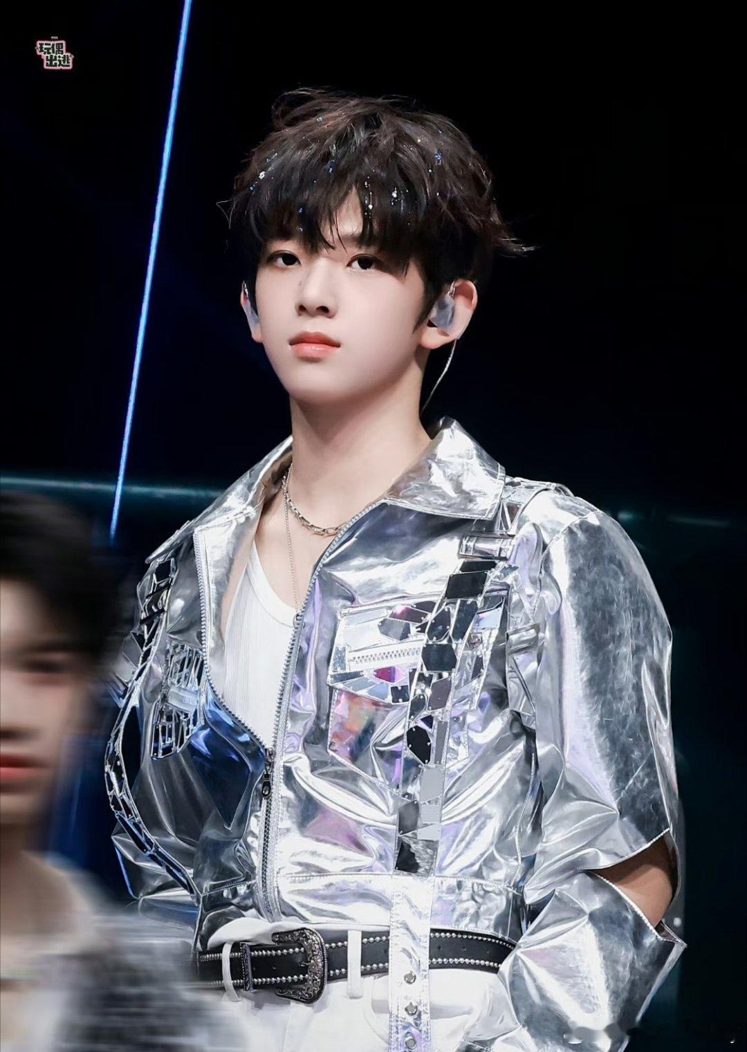 请时代峰峻公平对待陈浚铭t，陈浚铭粉丝向时代峰峻发出维权声明: 1.拒绝陈浚铭主