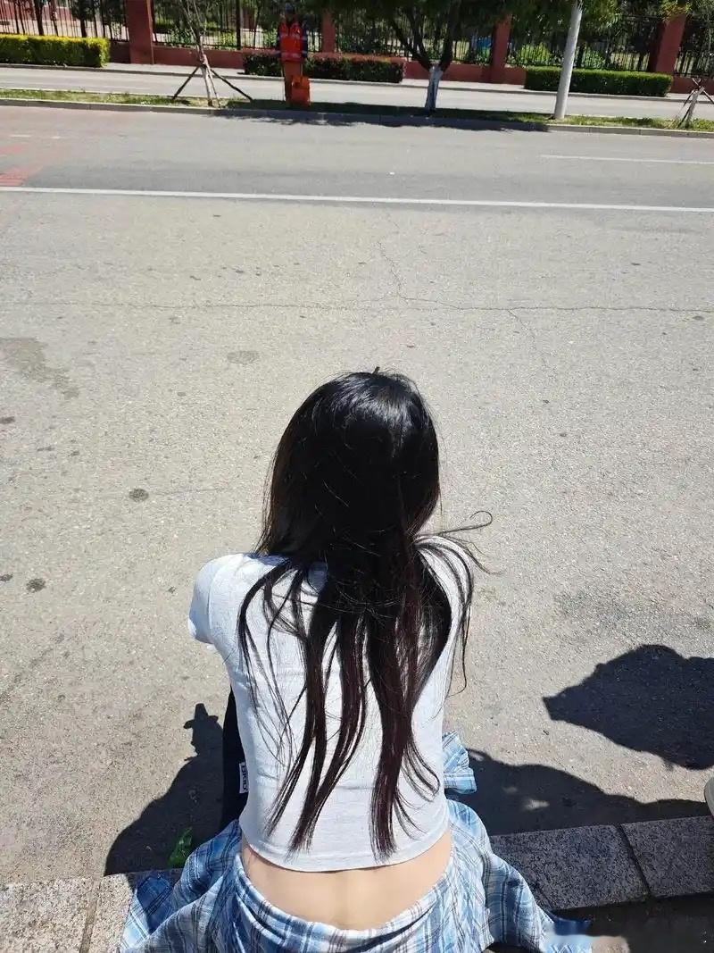 女子买演唱会票被骗18万 就离谱他妈给离谱开门！浙江谭女士，本来只想花600块看