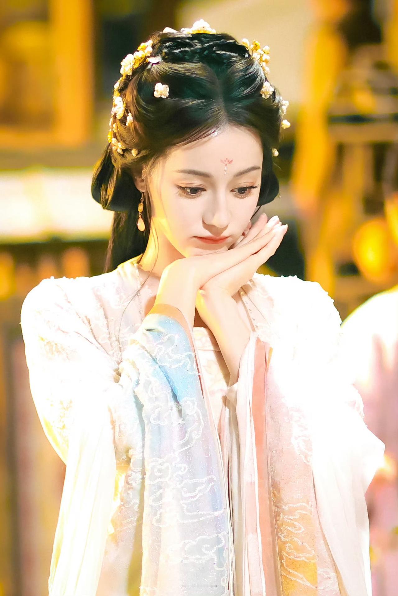 和美美的迪丽热巴 一起过春天[机智]