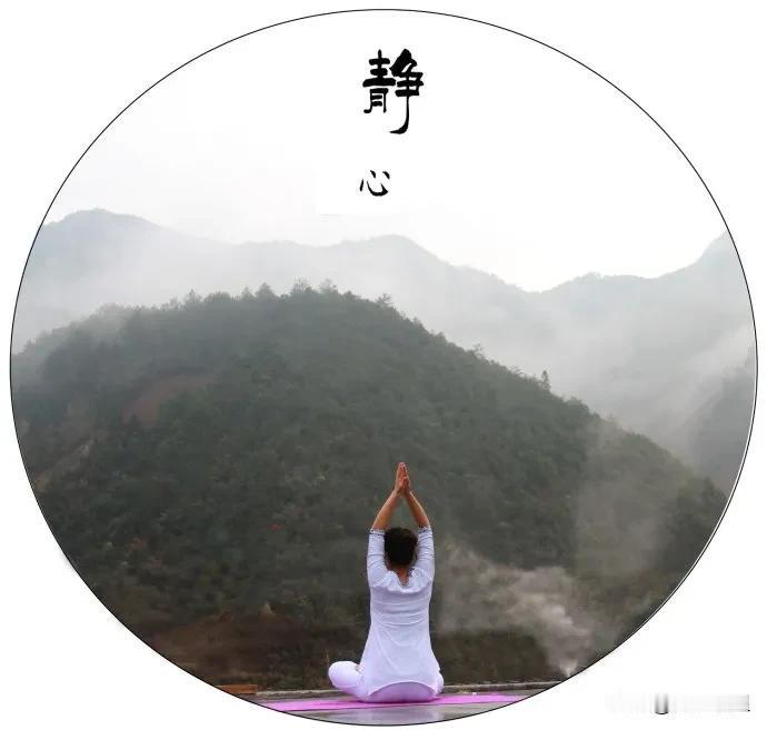 女人活的漂亮重要。因为女人经济独立，精神上不依赖，内心强大，活的通透。这是女人最