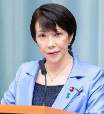 日本万万没想到，高市的“愚蠢”居然帮中国解决了两大问题！第一个，帮我们全中国人再