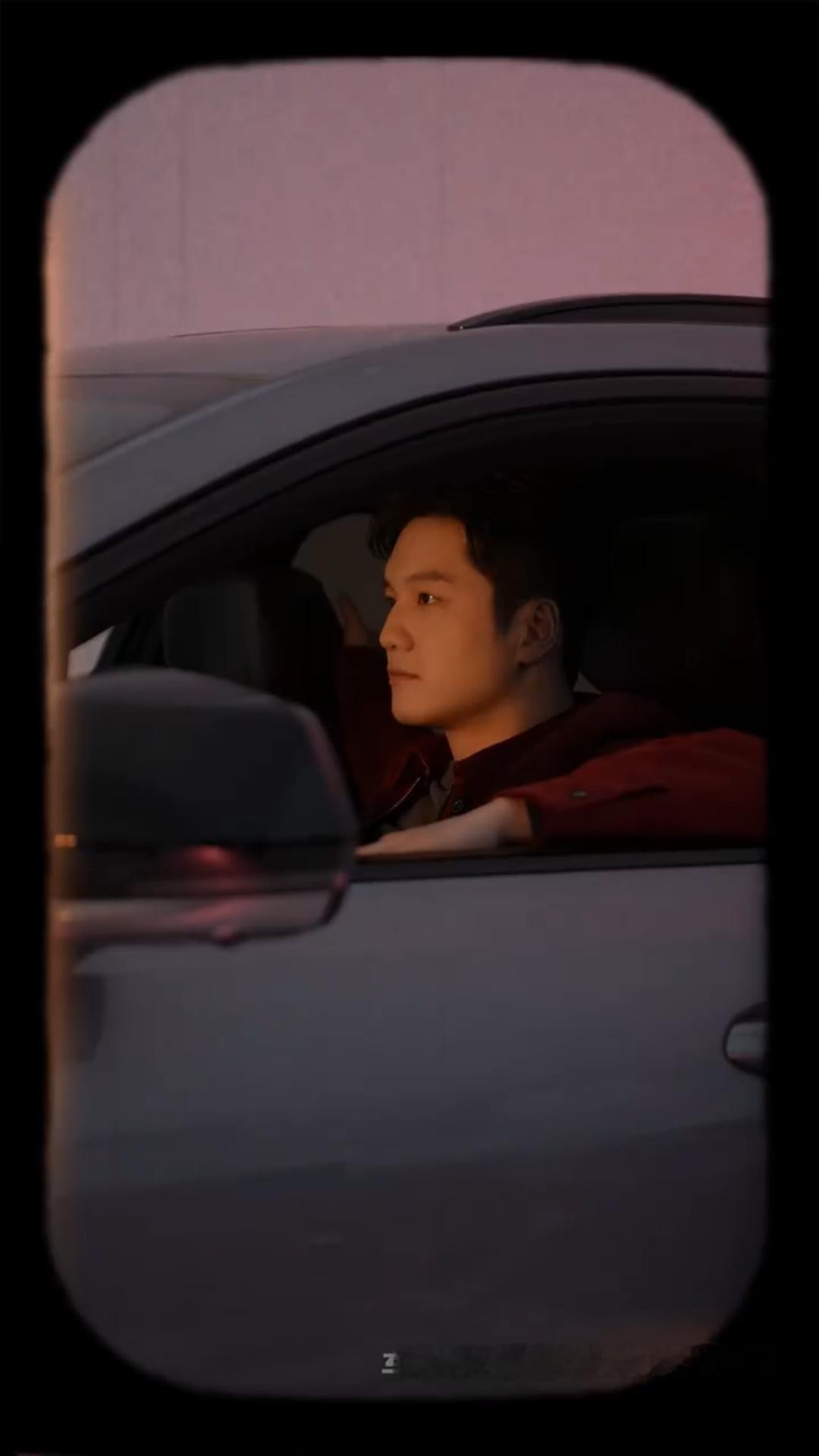 樊振东凯迪拉克品牌代言人  代言人的饼饼脸好好看[好爱哦][好爱哦] 