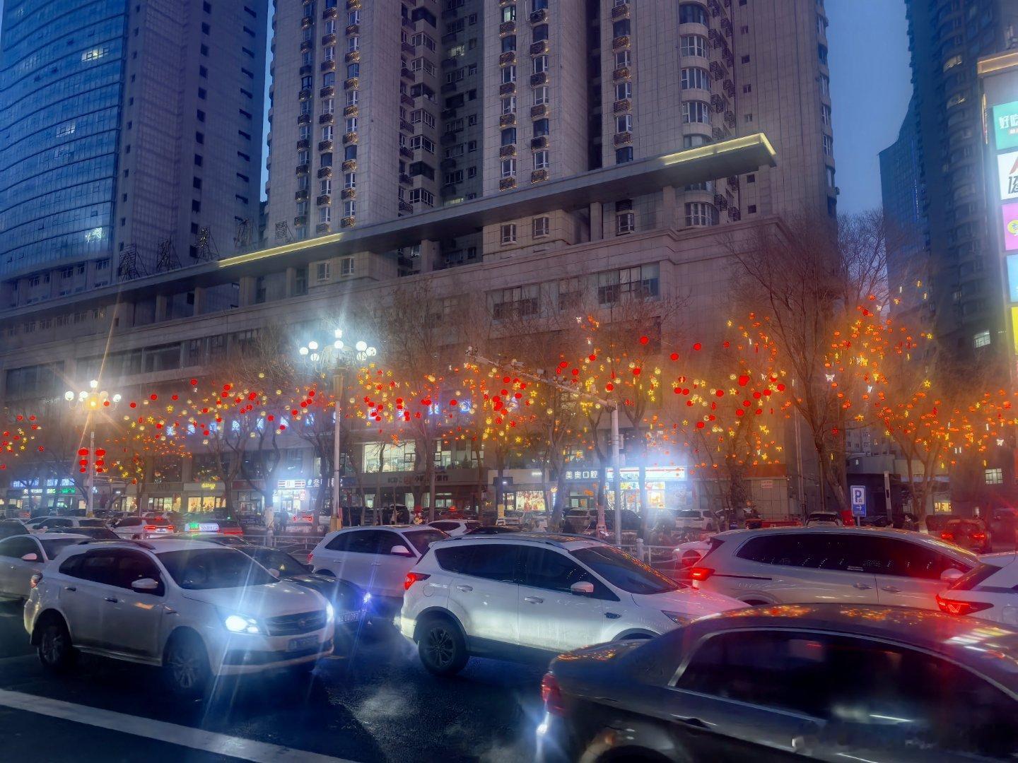 这照片让我拍的，跟我散光+近视的👀看到的差不多了 