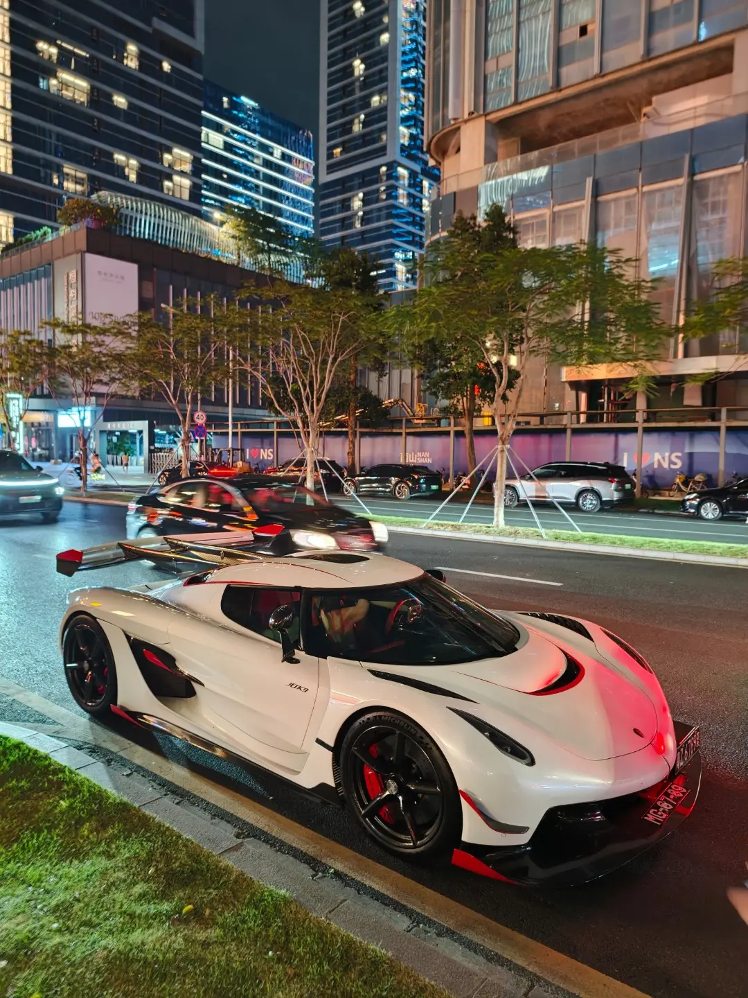 这是我第四次见也是最后一次见......