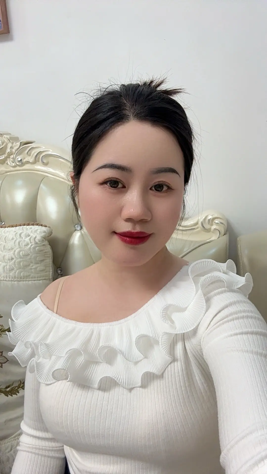 无能为力才顺其自然，心无所属才随遇而安…