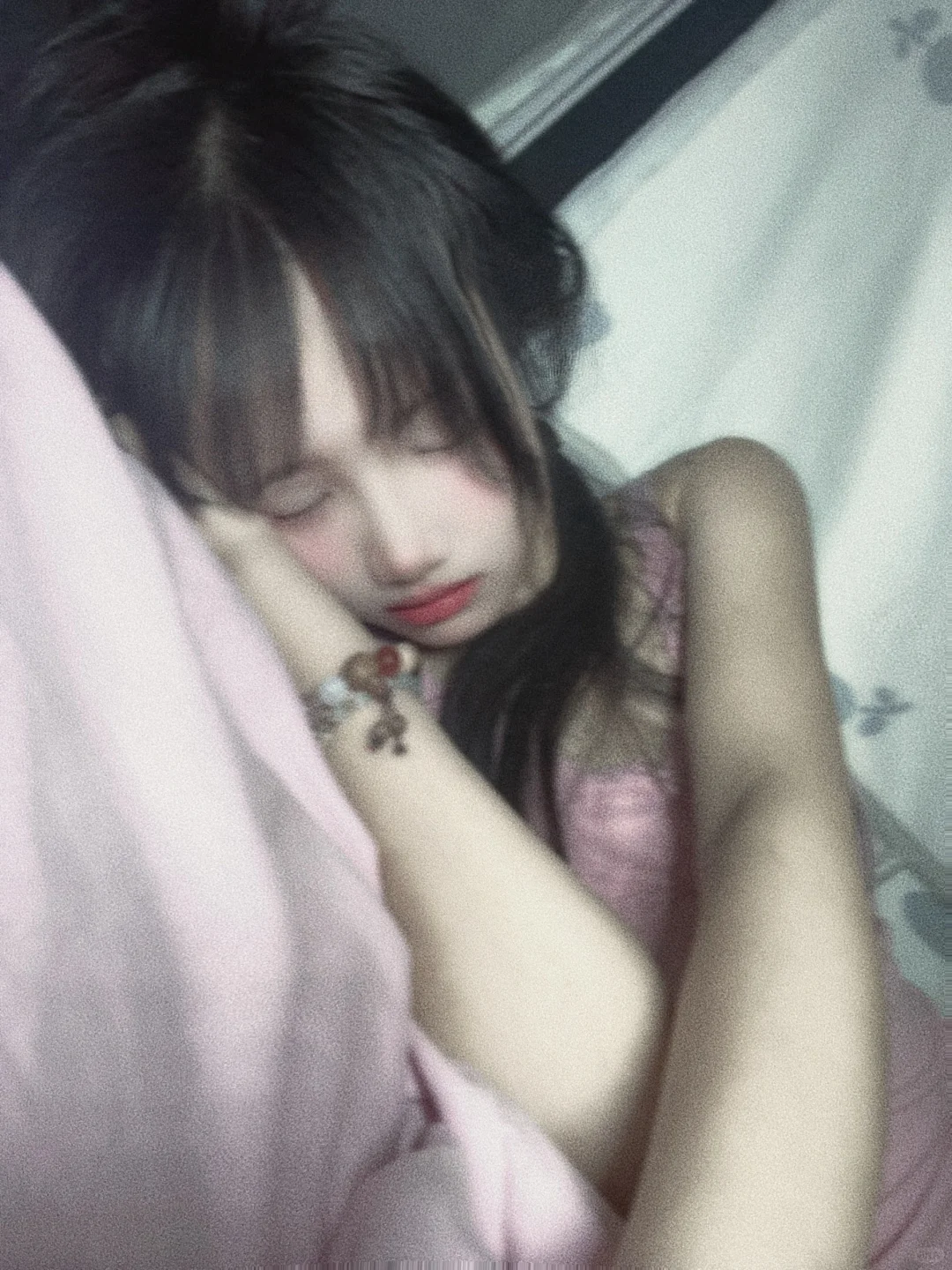 我装睡了