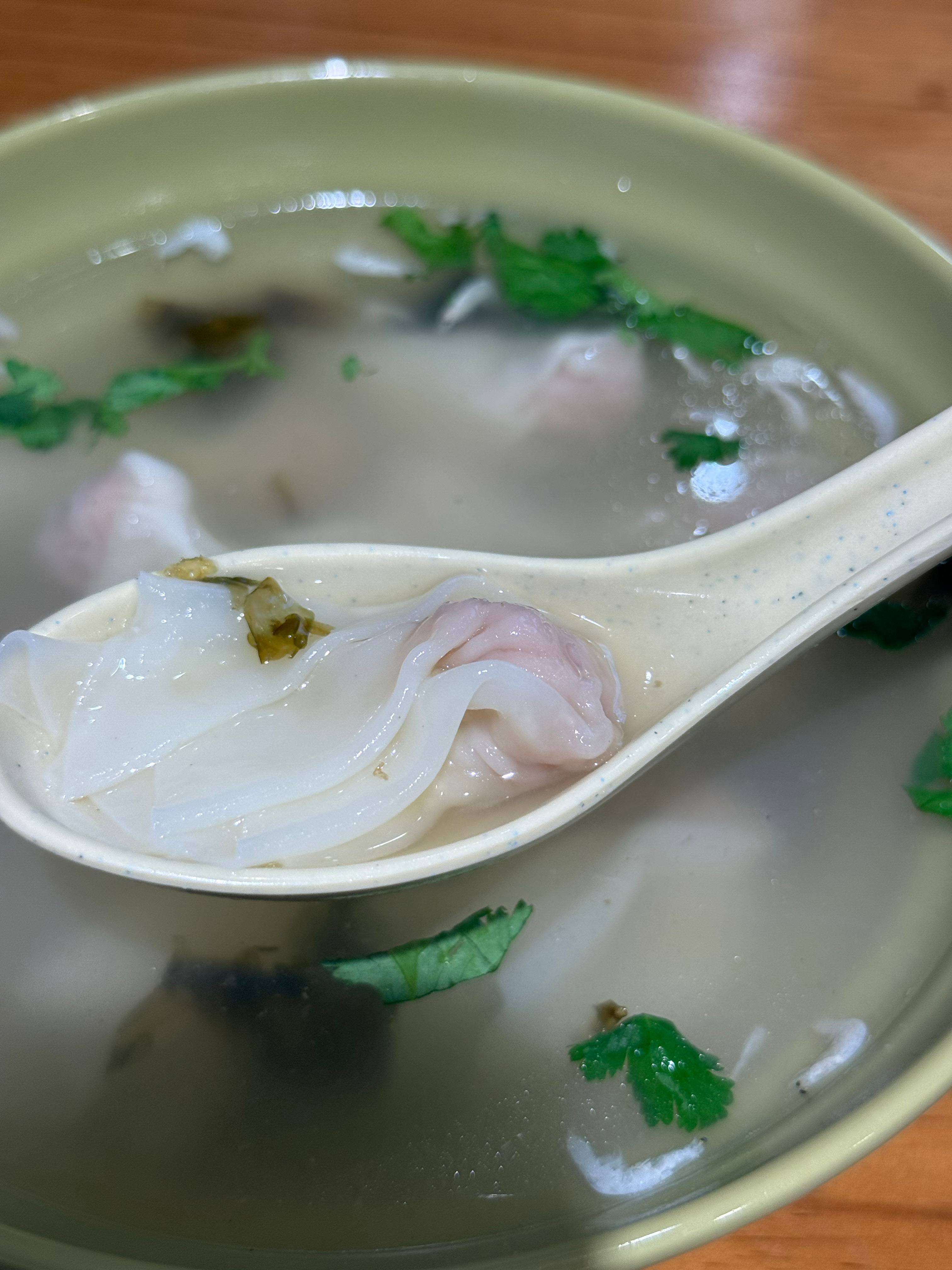今日晚餐：野馄饨，10元[doge] ​​​