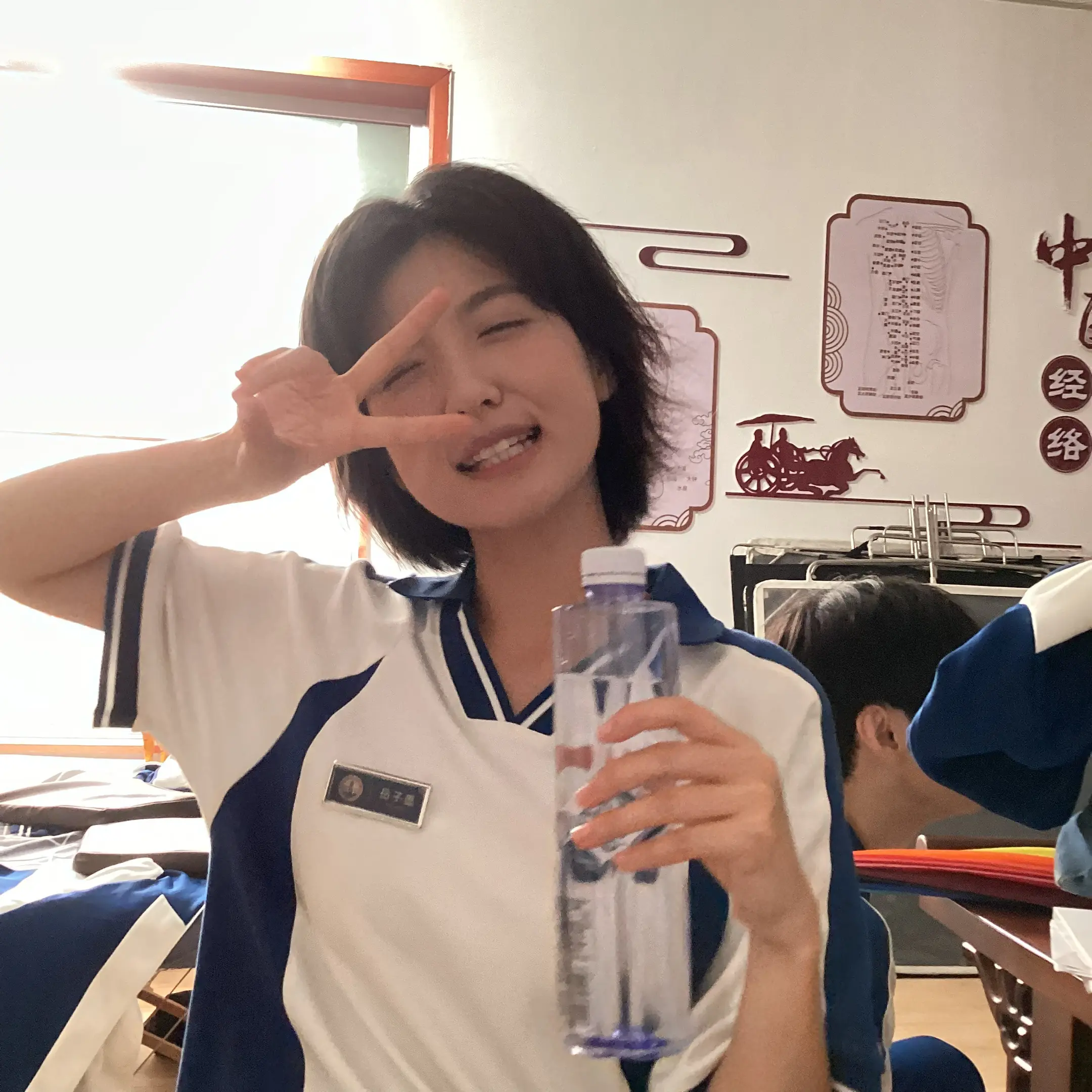面对我之前的感情 你总说你恨他们不好好对我 那现在呢 你恨你自己吗