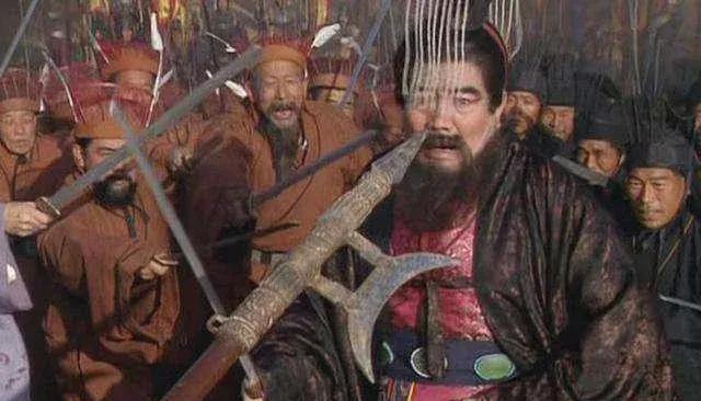王允在成功诛杀董卓后为何未能善用局势，最终让原本的优势全面崩盘？
公元169年，