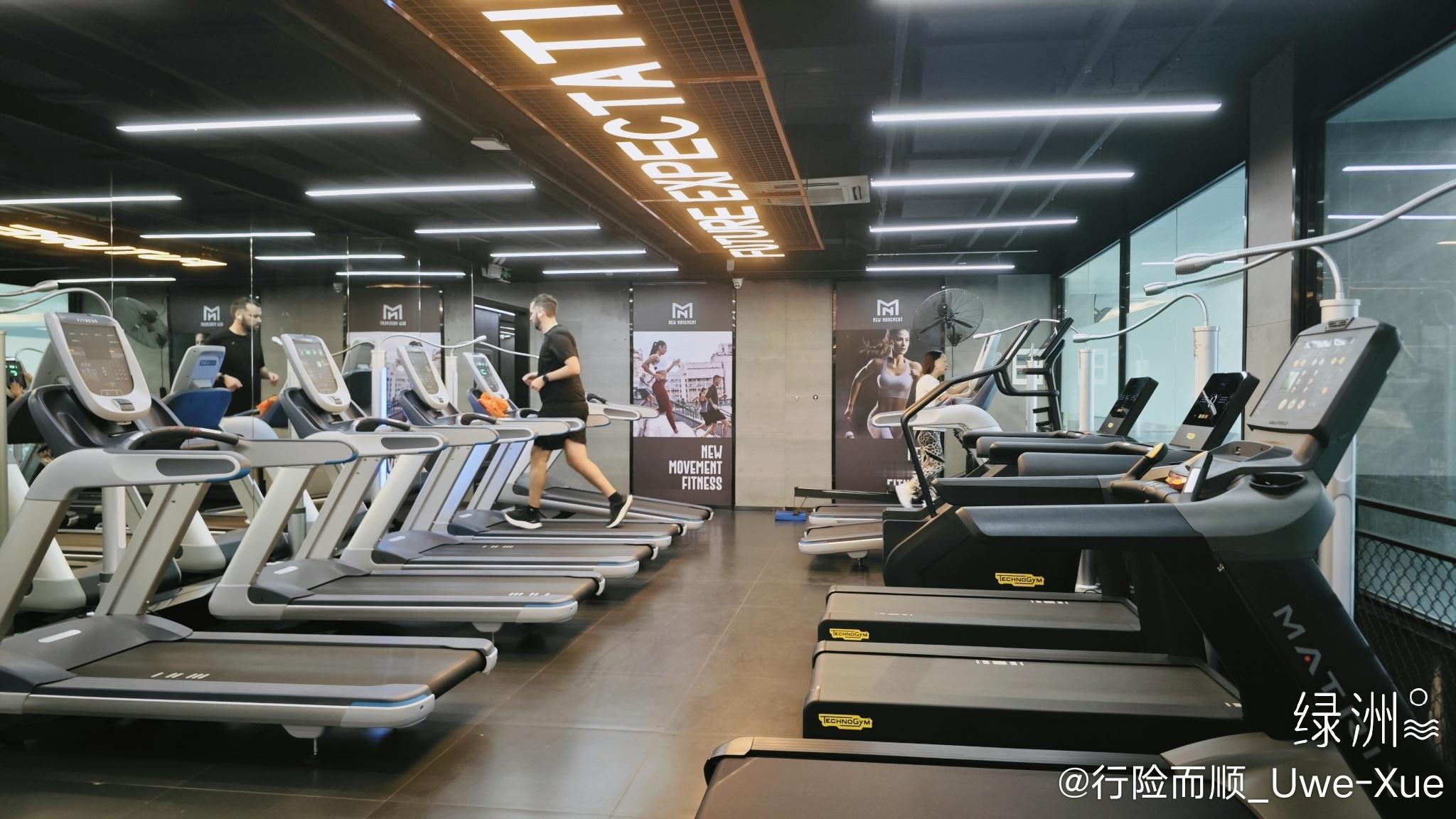 没有趋势，就继续观望。     