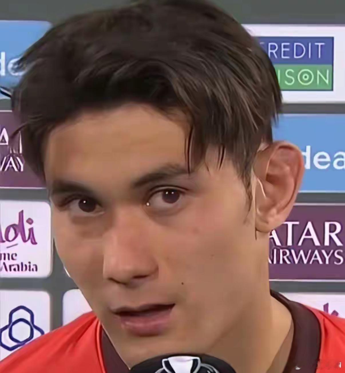 国足U23不敌日本，赛后拜合拉木感叹道:“我们与日本队的差距是全方位的，感觉我们