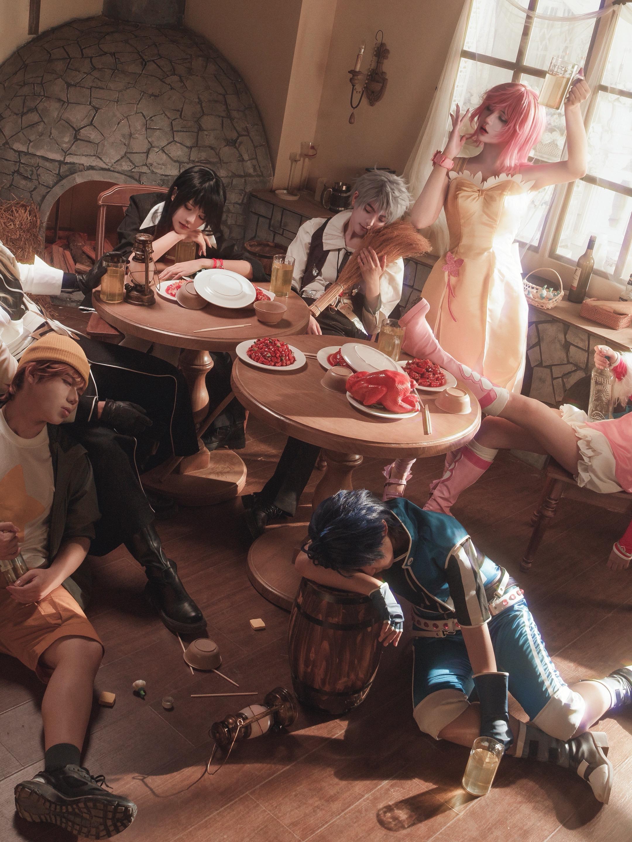 什么嘛！没一个能喝的，本小姐还没喝尽兴！