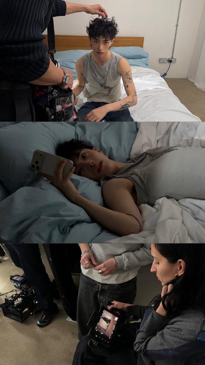 庾澄庆跳舞支持恩利新歌镜头里恩利踏实打磨拍摄细节，连纹身这类小设计都很用心；镜头