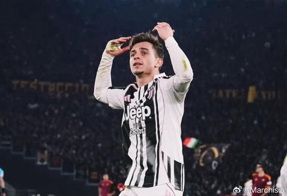 小孔塞桑回应利物浦的传闻：“我知道有传闻说我可能加盟一家豪门俱乐部，但我已经在一