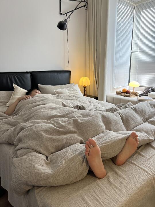 独居男生 | infp男生的10平卧室分享🛏️