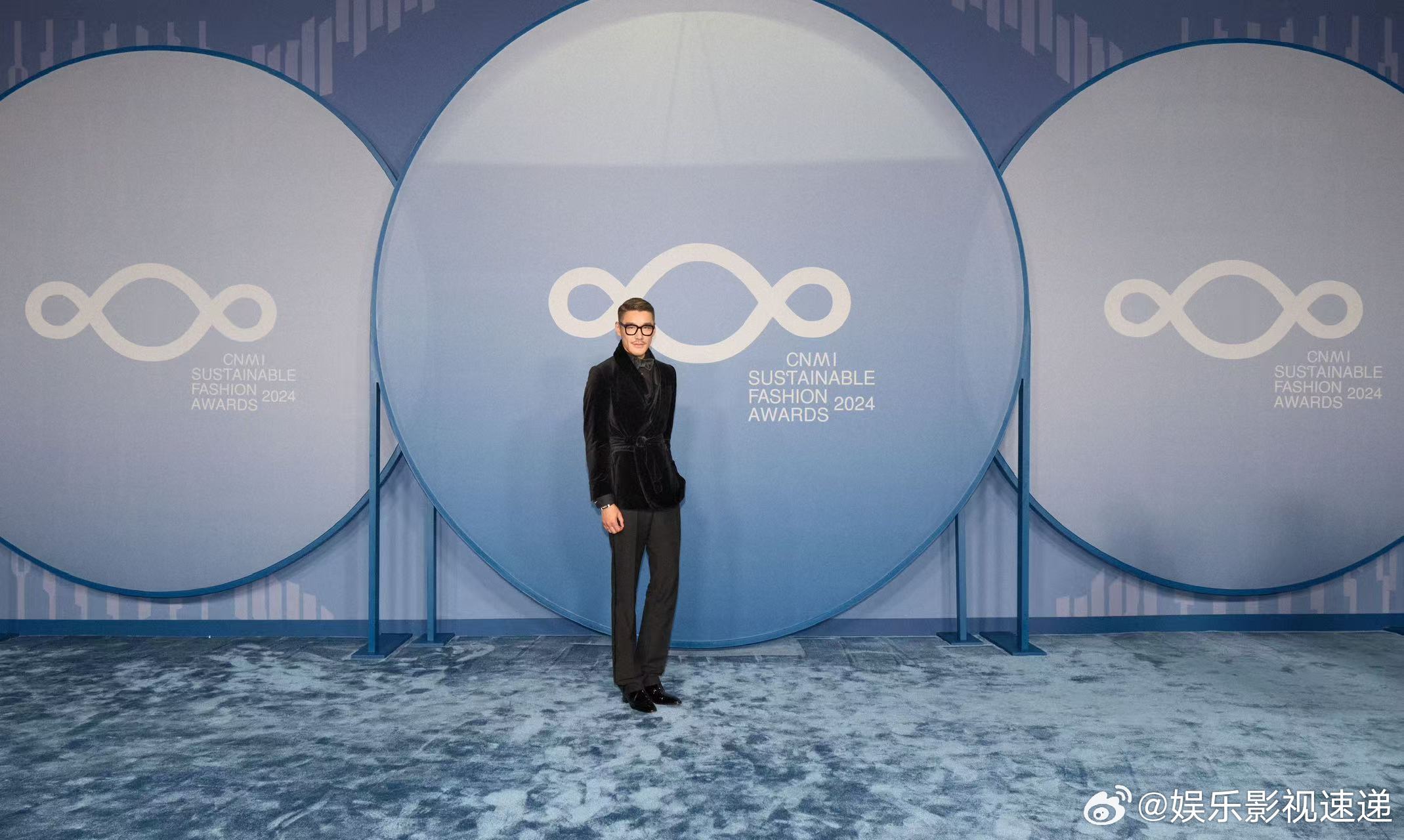 胡兵给阿布扎比上点东方震撼 阿布扎比今日贵气指数飙升，源头直指胡兵！一身融合非遗