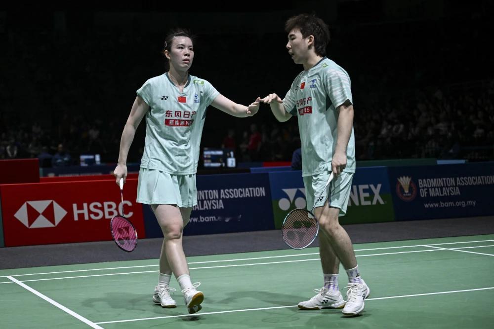 郭新娃/陈芳卉🇨🇳 21-16、18-21、17-21 🇹🇭帕克卡波/沙