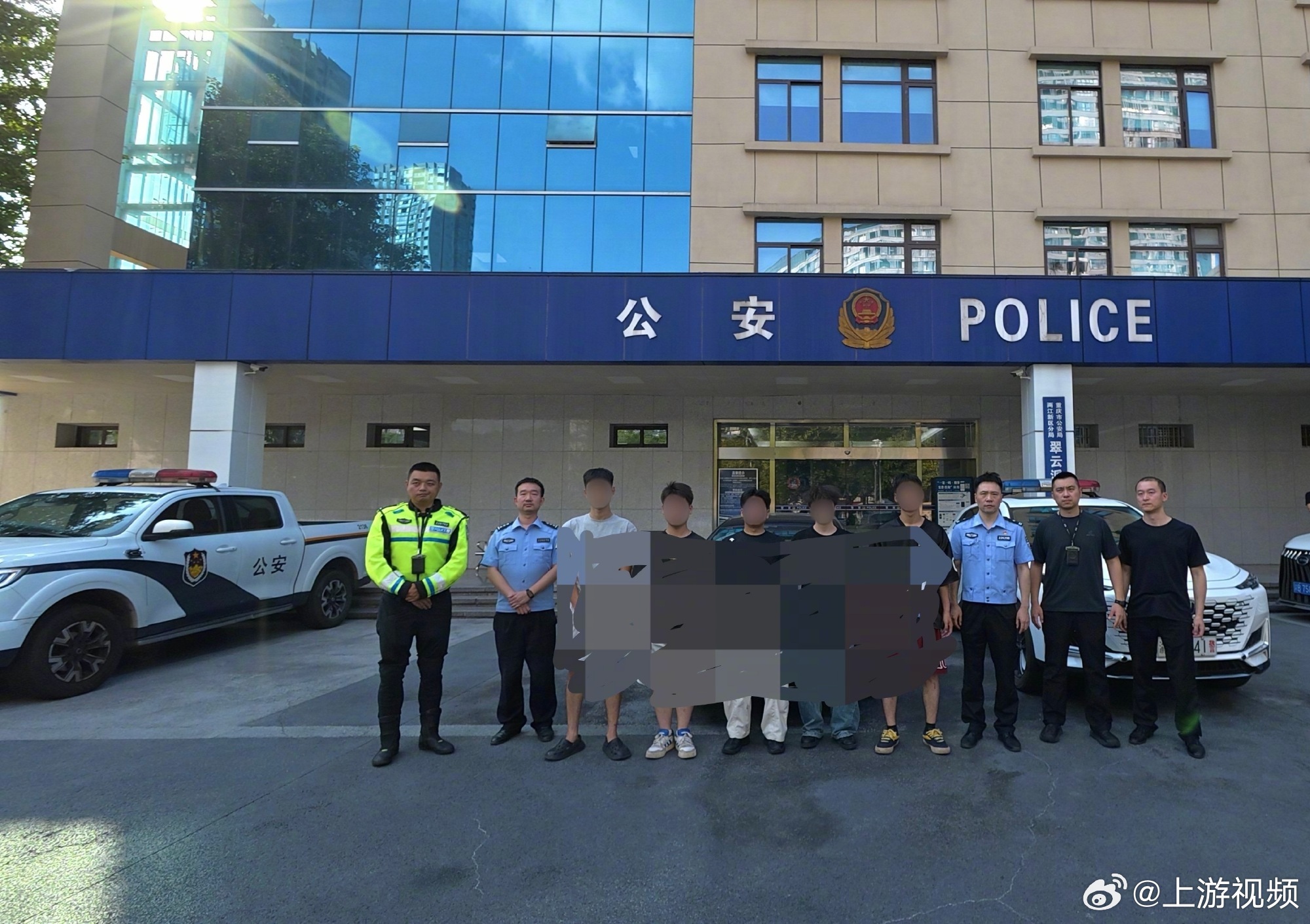 #5人团拍摄摩托车炸街视频被查获#【“飙车炸街”博取关注引流？5人团伙被依法查获