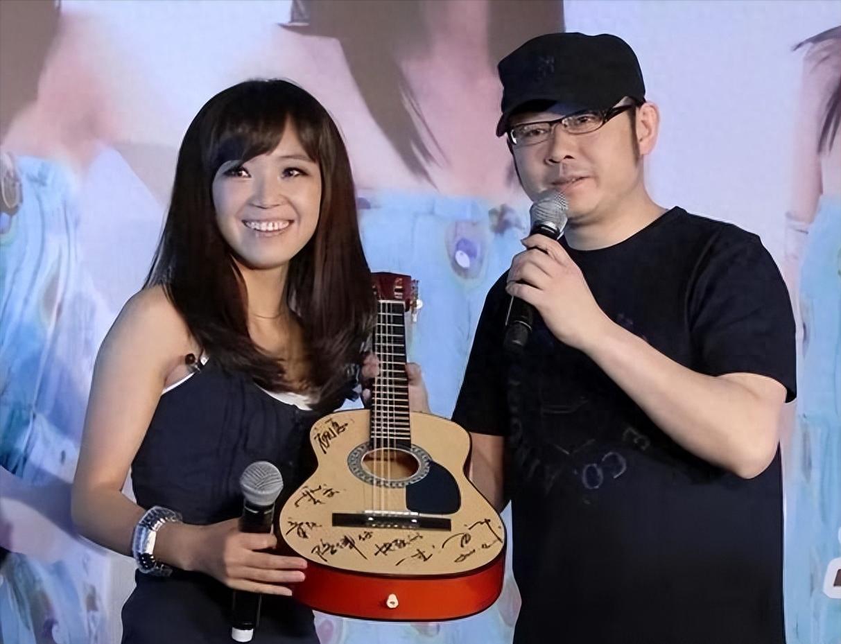与刀郎关系水落石出后，四川音协曝云朵现状，她的野心远不止于此
云朵这些年挨了不少