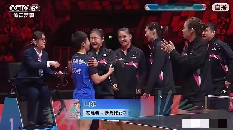 山东乒乓女团杀疯了！

0-2落后绝境翻盘夺冠，狠狠打了赛前狂吹、现场乱嗨的饭圈