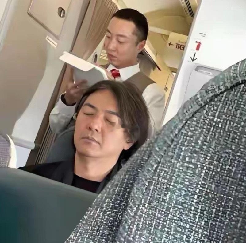 想当年他也很红吧？ 