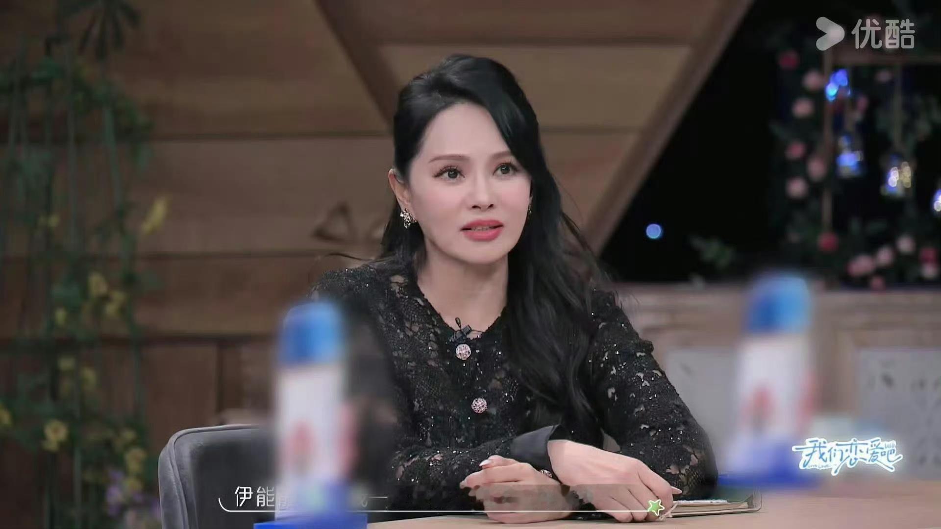 #伊能静40年前的人生照片# 静姐分享40年前的美照，以前和现在一直都是这么美[