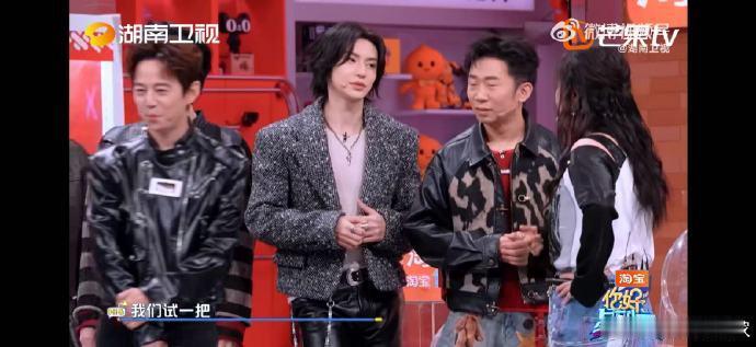 张颜齐机灵这块儿你好星期六 好六币保住了！张颜齐假装卧底的小把戏，把李雪琴骗得团